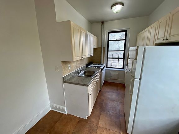 5th image of 34-15 31st Ave #3B