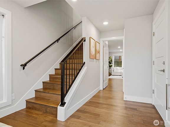3rd image of 12129 NE 109th Way