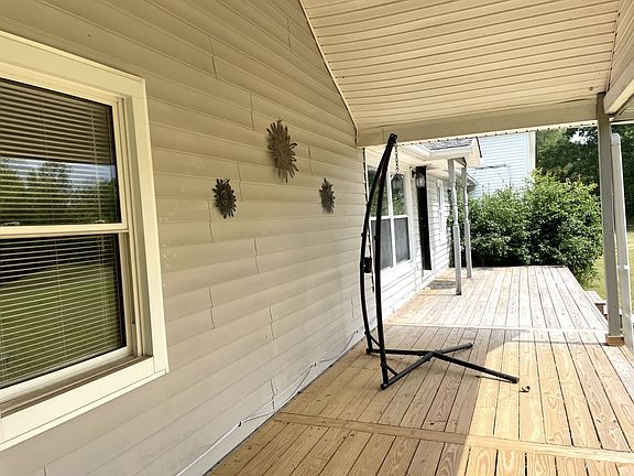 3rd image of 15351 Berry Rd