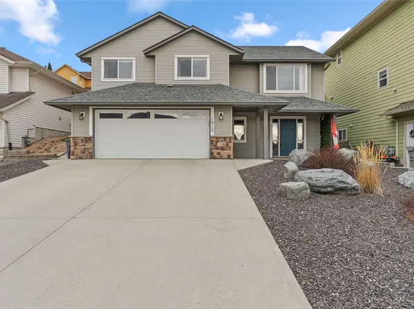 1912 Saskatoon Pl, Kamloops, BC V2E 2T1