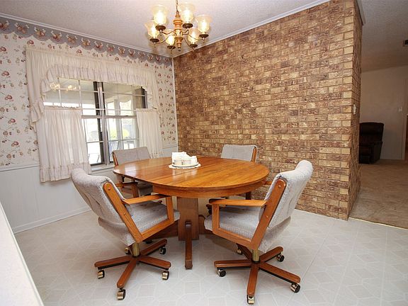 5th image of 400 S Fordyce St