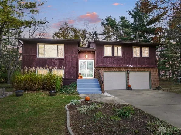 602 Paxson Dr, Yellow Springs, OH 45387