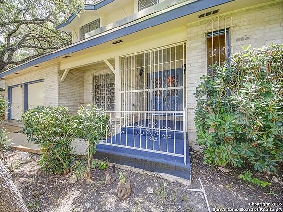 2nd image of 3119 Colony Dr