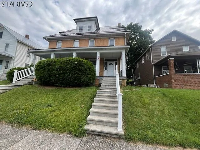 509 Graham Ave — Photo 17