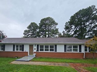 3824 River Rd, Hopewell, VA 23860