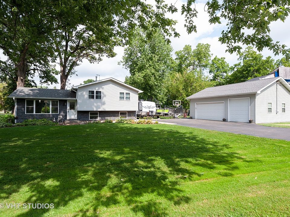 1st image of 4 N Lake Ave