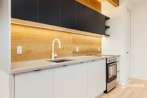 Rented by Nooklyn NYC LLC | media 24