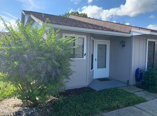 122 Lagoon Ct, New Smyrna Beach, FL 32169