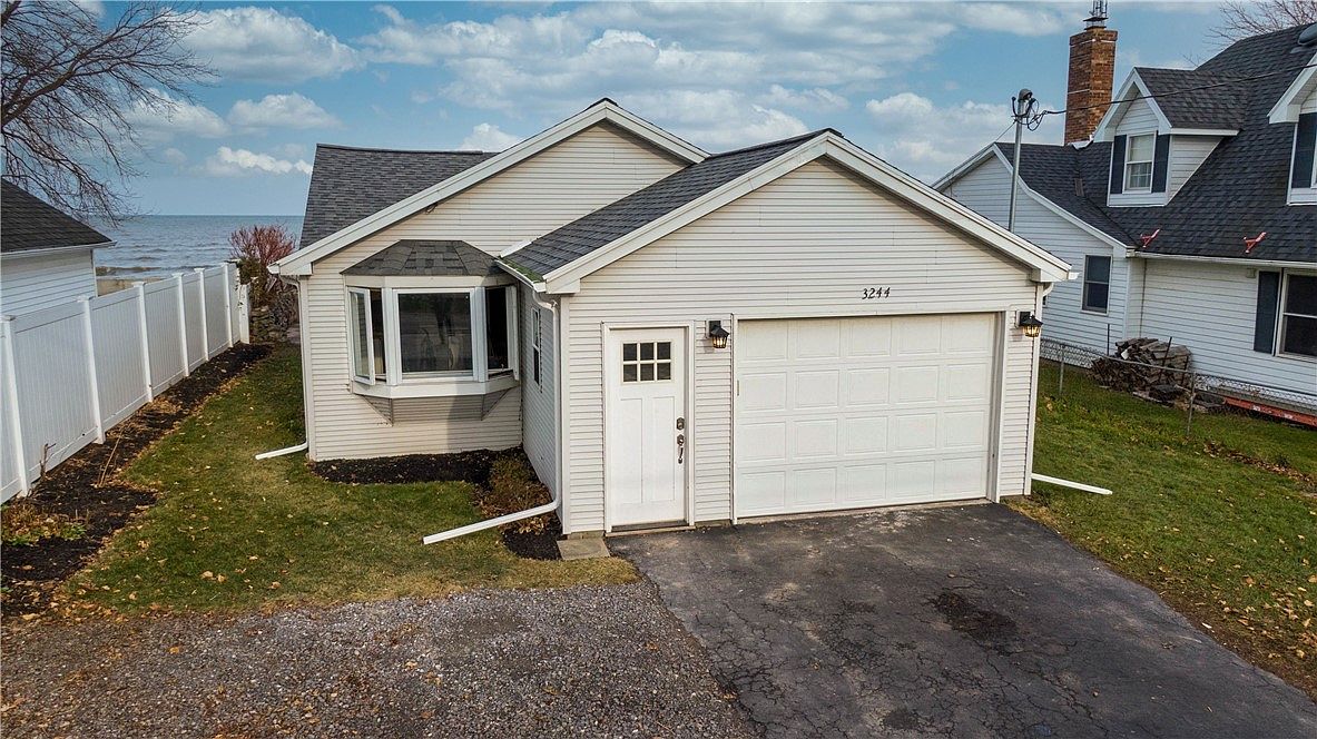 3244 Edgemere Dr, Rochester, NY 14612 Zillow