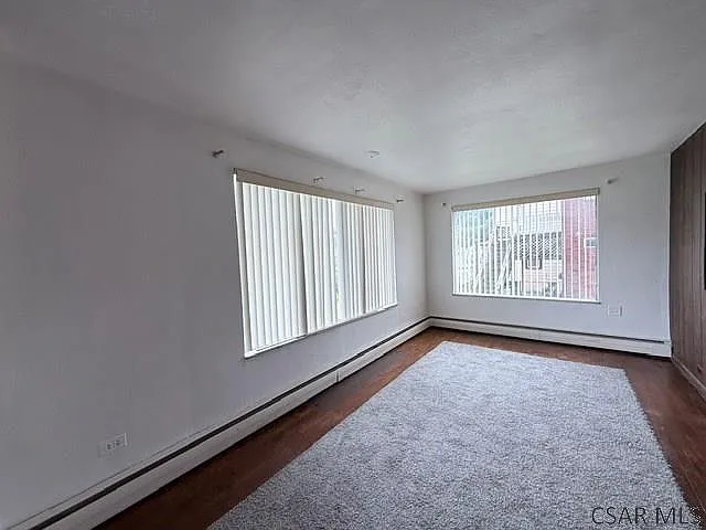 R130 Strayer St — Photo 7