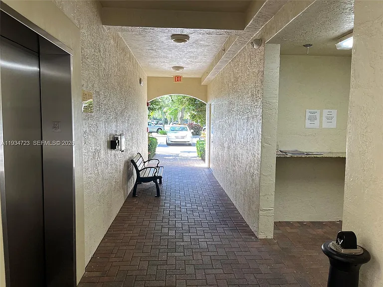 3500 Oaks Clubhouse Dr #308 — Photo 55