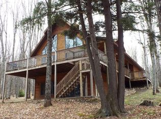 16855 Tuttle Rd, Eagle River, WI 54521