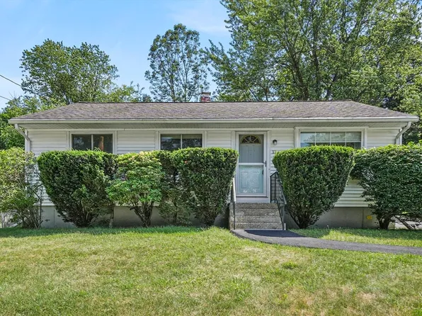 11 Robin Rd, Westborough, MA 01581