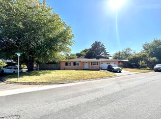 1501 Hilfiker Dr, Arcata, CA 95521