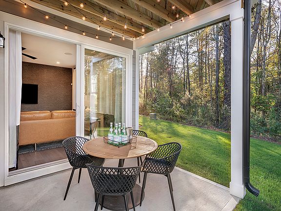 Townes at North Salem Residence 3 Model Home- Outdoor Living