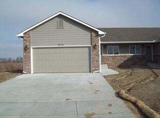 2404 E Quivira Ct, Kechi, KS 67067
