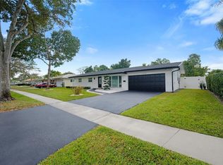 7200 NW 11th Ct, Plantation, FL 33313