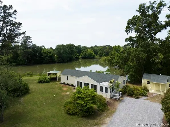 234 Billups Creek Ln, Moon, VA 23119