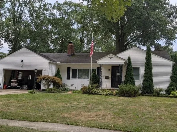 329 Yale Ave, Elyria, OH 44035