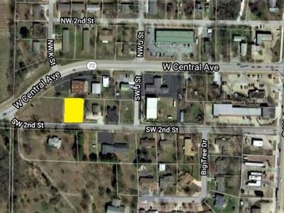 SW 2nd St, Bentonville, AR, 72712