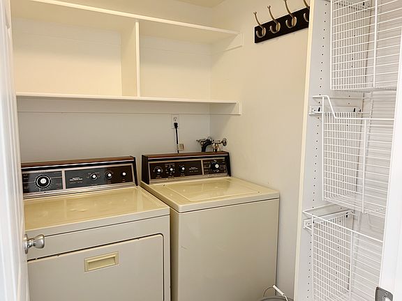 3rd image of 98 N Garden Park Dr Unit 13