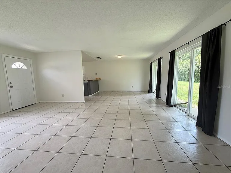 10122 Mason Dixon Cir — Photo 5