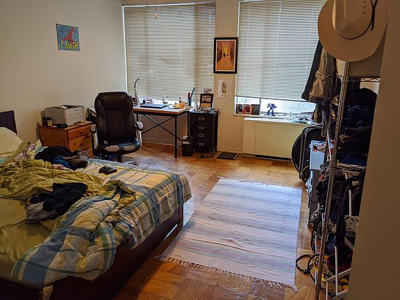 3rd image of 1001 Wilson Blvd APT 408