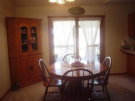 2nd image of 1522 Austin Cir
