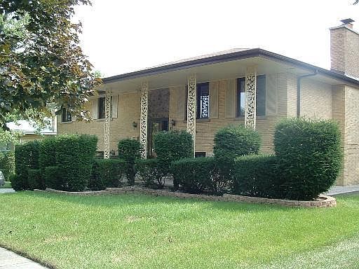 1st image of 8701 W Orchard Dr