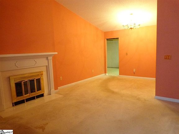 5th image of 214 Twin Falls Dr
