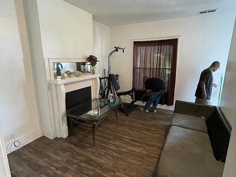 4142 Greenwood Ave — Photo 12