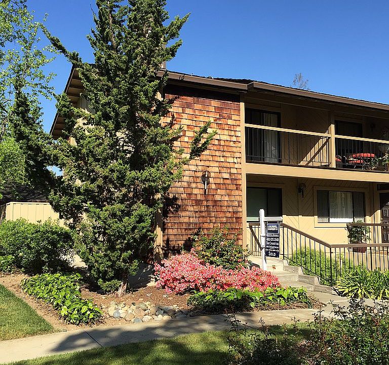 2nd image of 6062 Calle De Prospero