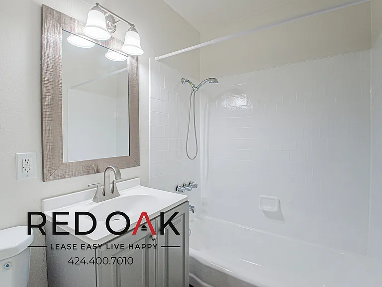 9260 Palm St #15 — Photo 16