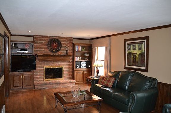 5th image of 445 Stella Vista Dr