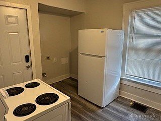 4th image of 114 N Garland Ave