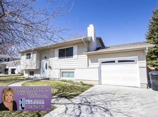 1320 Linda Vista Dr, Casper, WY 82609