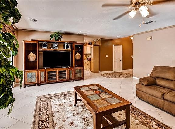 5th image of 27112 Edenbridge Ct