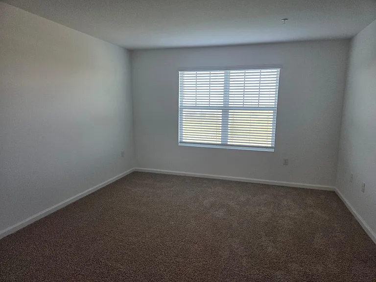 12407 Shipwatch St — Photo 23