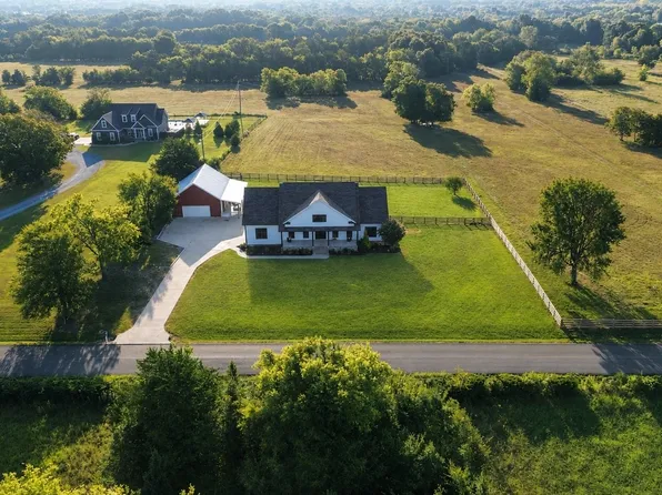 8593 Short Creek Rd, Christiana, TN 37037