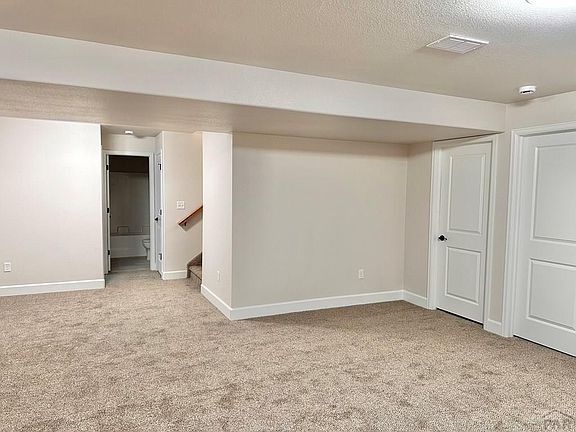 3rd image of 1363 N Chaunsey Dr
