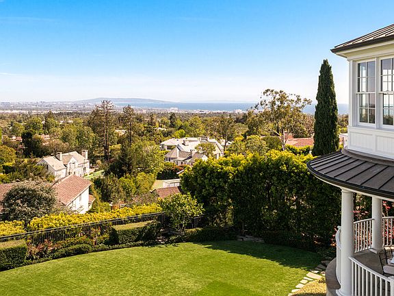4th image of 1676 N Alta Mura Rd