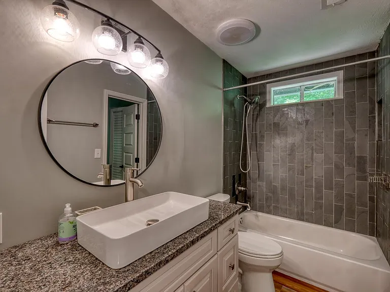 45 Mountain Stream Rd — Photo 18