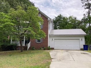403 Carriage Ln, Raeford, NC 28376