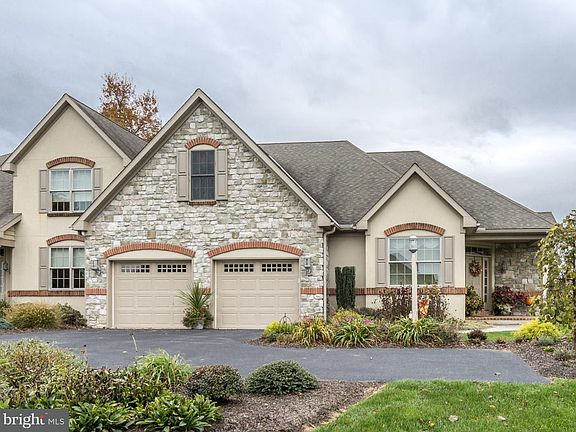 2nd image of 172 Tanglewood Dr