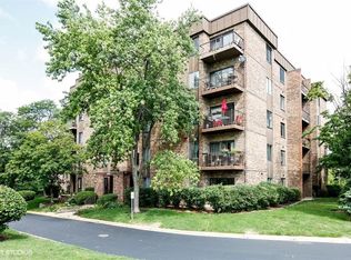 420 Walnut Creek Ln UNIT 3104, Lisle, IL 60532