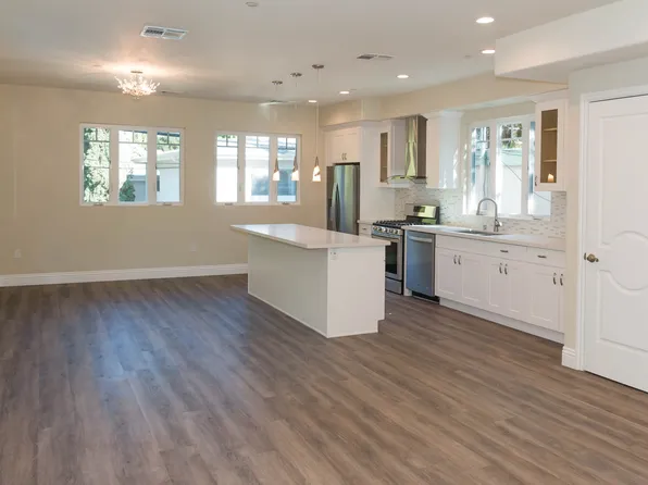 3698 1/2 Fredonia Dr, Los Angeles, CA 90068