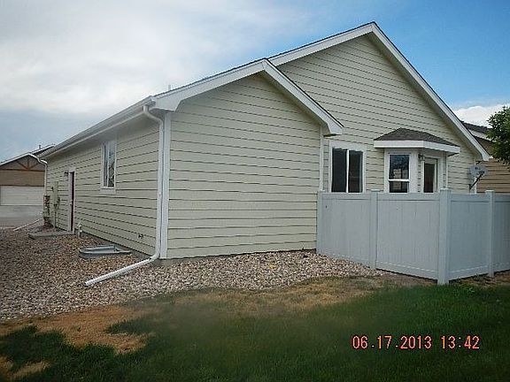 5th image of 1407 Windjammer Dr