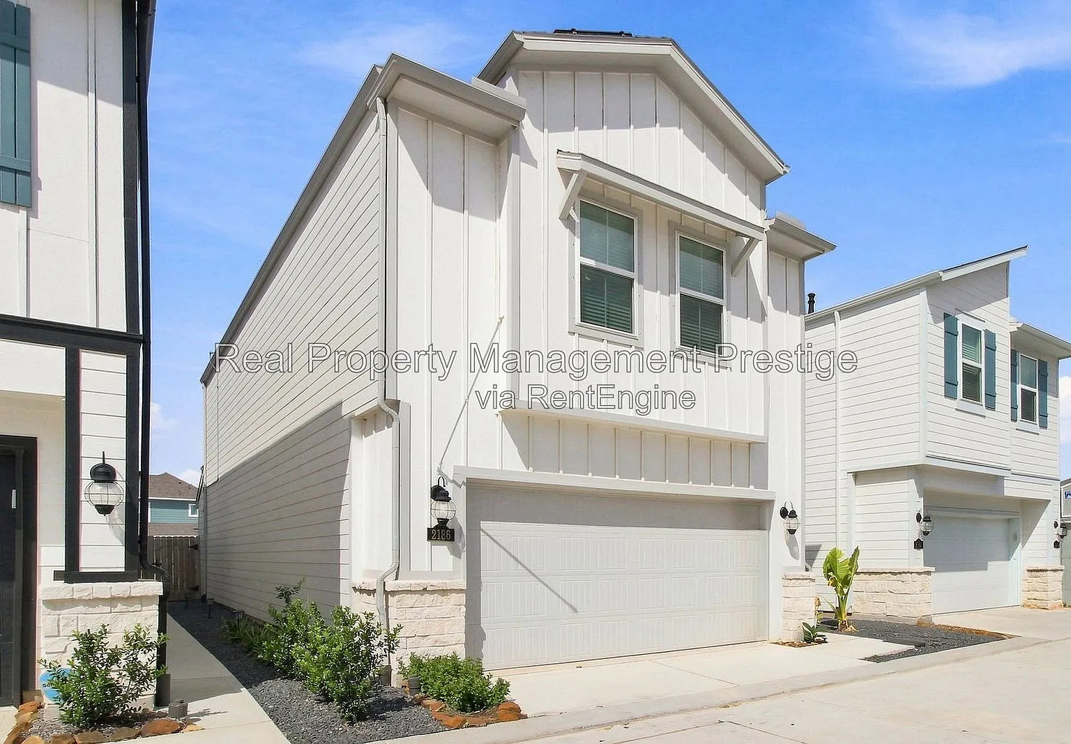 3 bed, 2.5 bath, 1607 sqft, $2,695 — Photo 1
