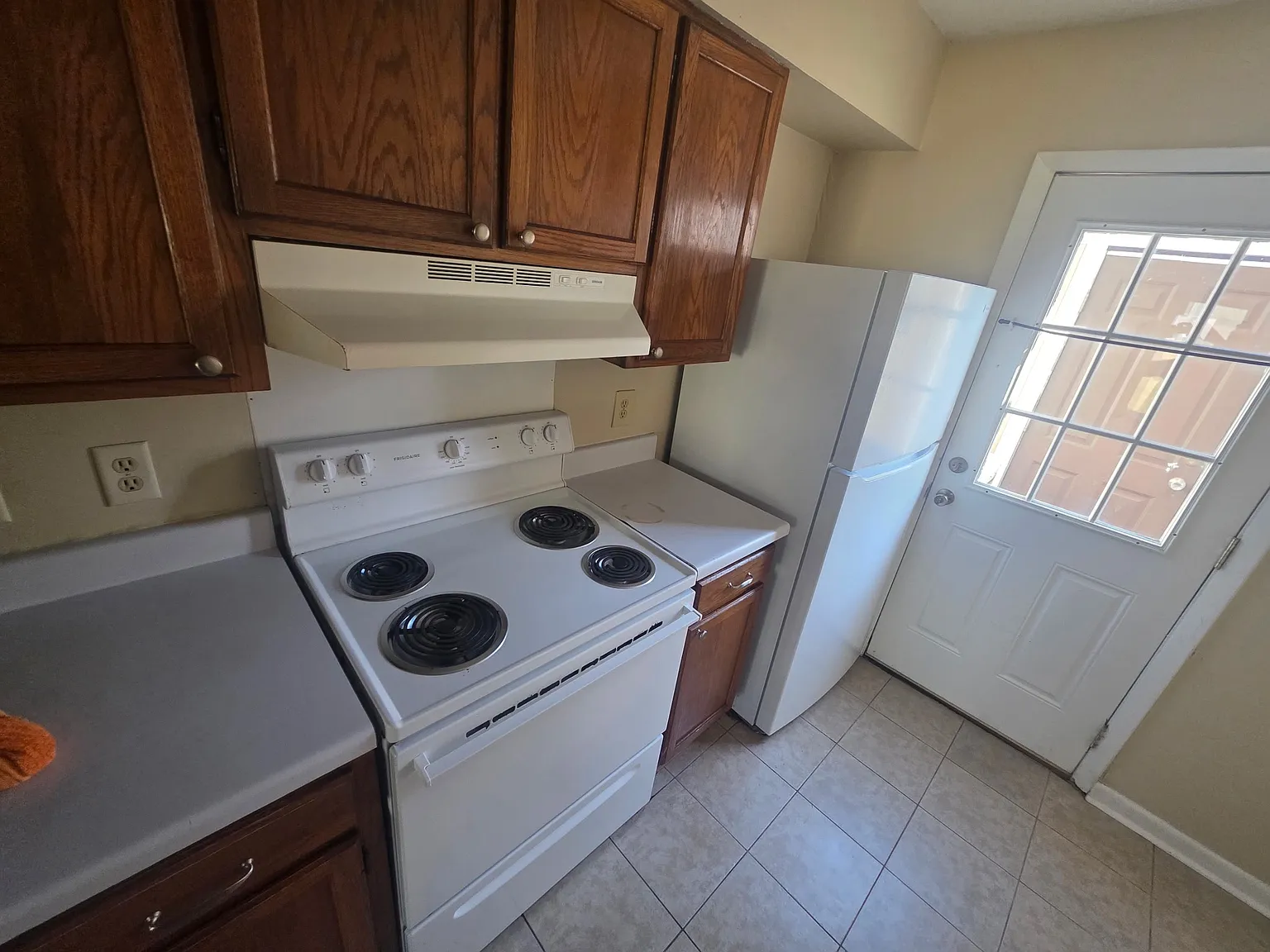 2 bed, 1088 sqft, $1,400 — Photo 4