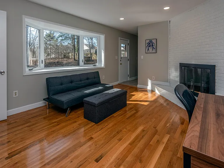 632 Carolyn Ln — Photo 25